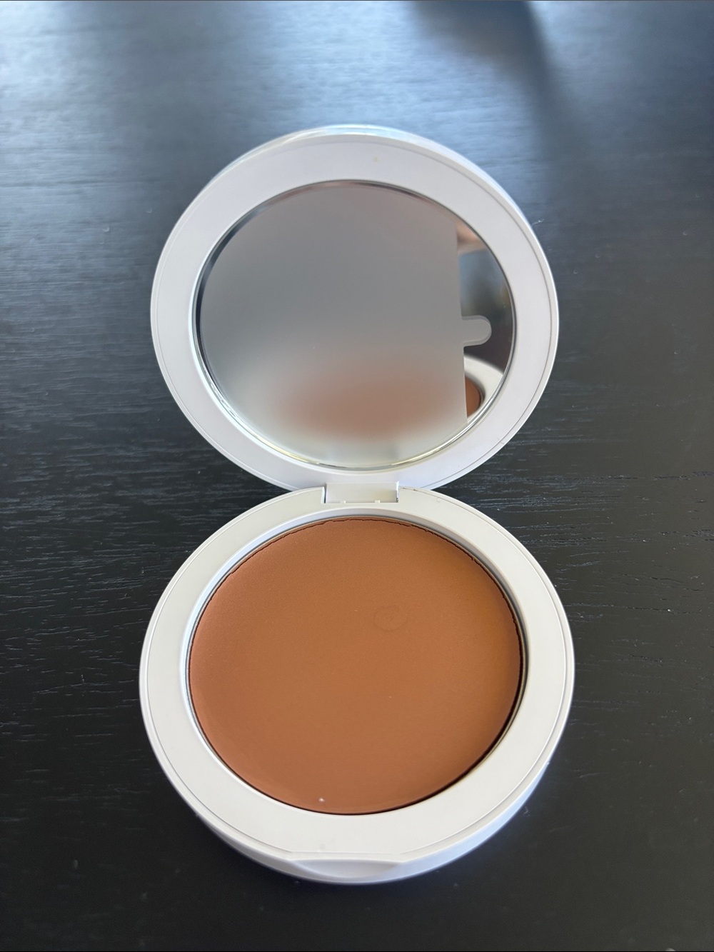 beautycounter Cream Bronzer Compact — Wave-- Warm Tan Brown